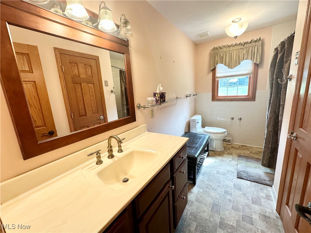 4461 Cross Creek Road Colliers, WV 26035 - Photo 22 of 33 Full bath with vanity, and toilet