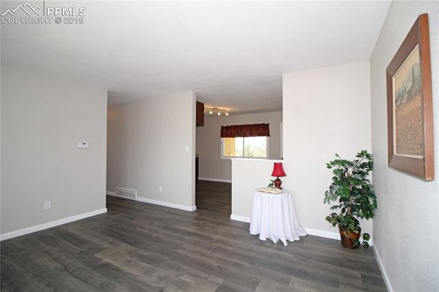 6805 Mission Road Colorado Springs, CO 80915 - Photo 3 of 28