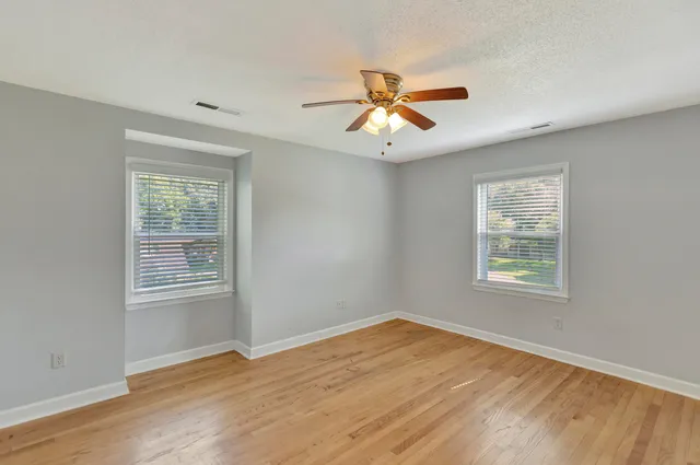 $2,900 | 2327 West Palmer Drive, Charleston, SC 29414