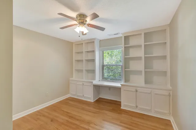 $2,900 | 2327 West Palmer Drive, Charleston, SC 29414