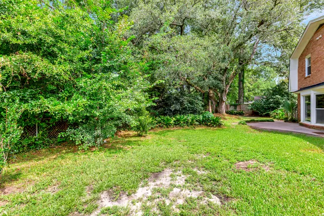 $2,900 | 2327 West Palmer Drive, Charleston, SC 29414