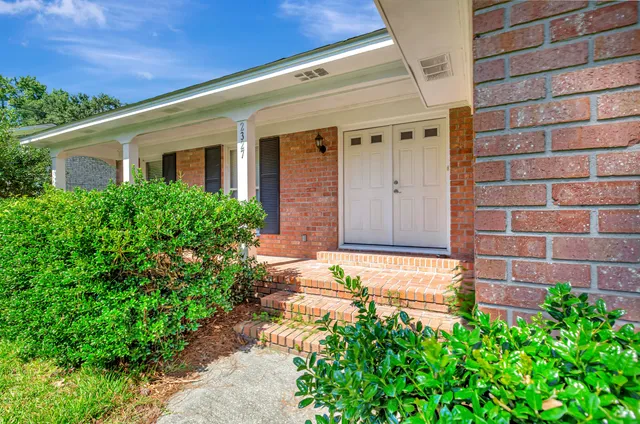 $2,900 | 2327 West Palmer Drive, Charleston, SC 29414