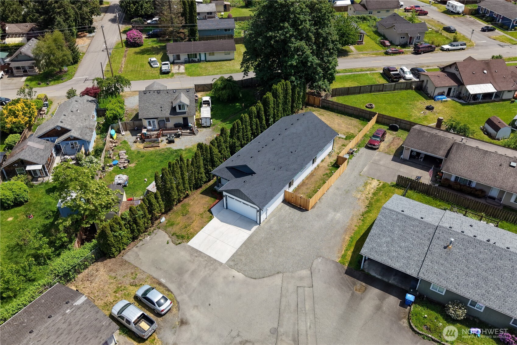 210 Silver Lane Southeast Orting, WA 98360 - Photo 32 of 34