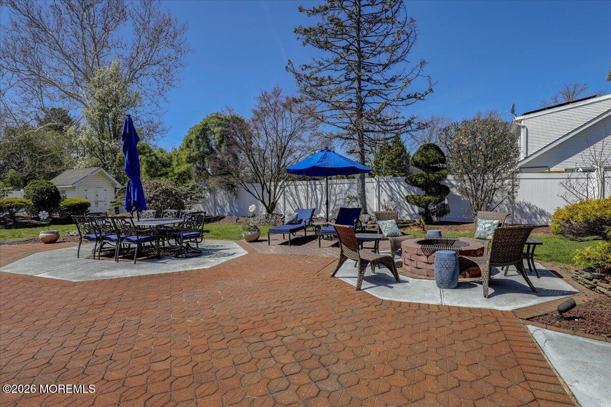 2 Dickson Road Marlboro, NJ 07746 - Photo 5 of 8 Patio