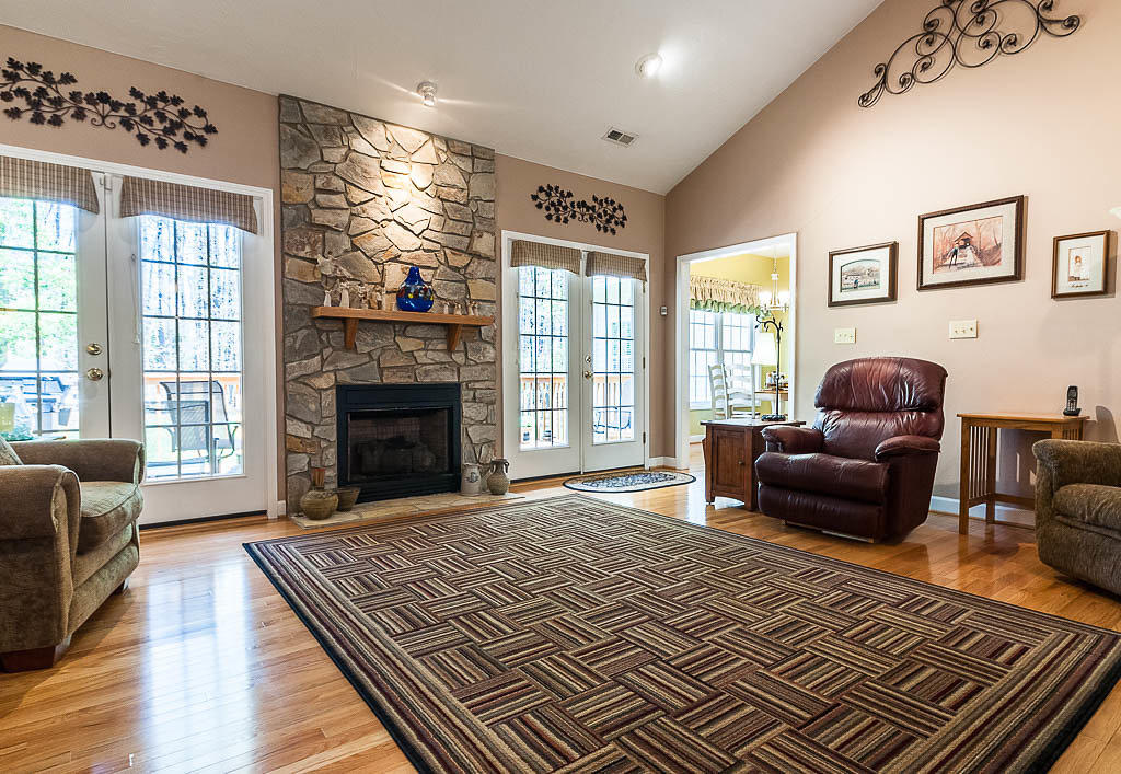436 Quail Ridge Drive Fincastle, VA 24090 - Photo 15 of 46 DSC_0052-HDR