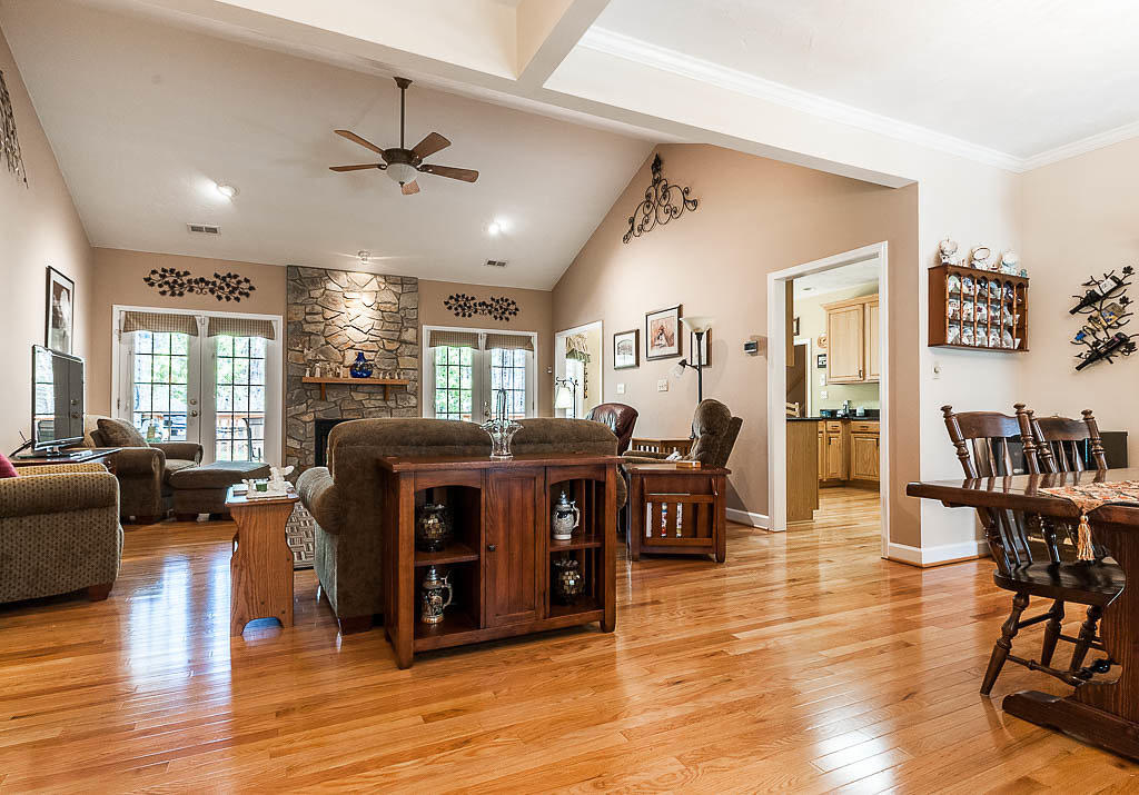 436 Quail Ridge Drive Fincastle, VA 24090 - Photo 16 of 46 DSC_0071-HDR