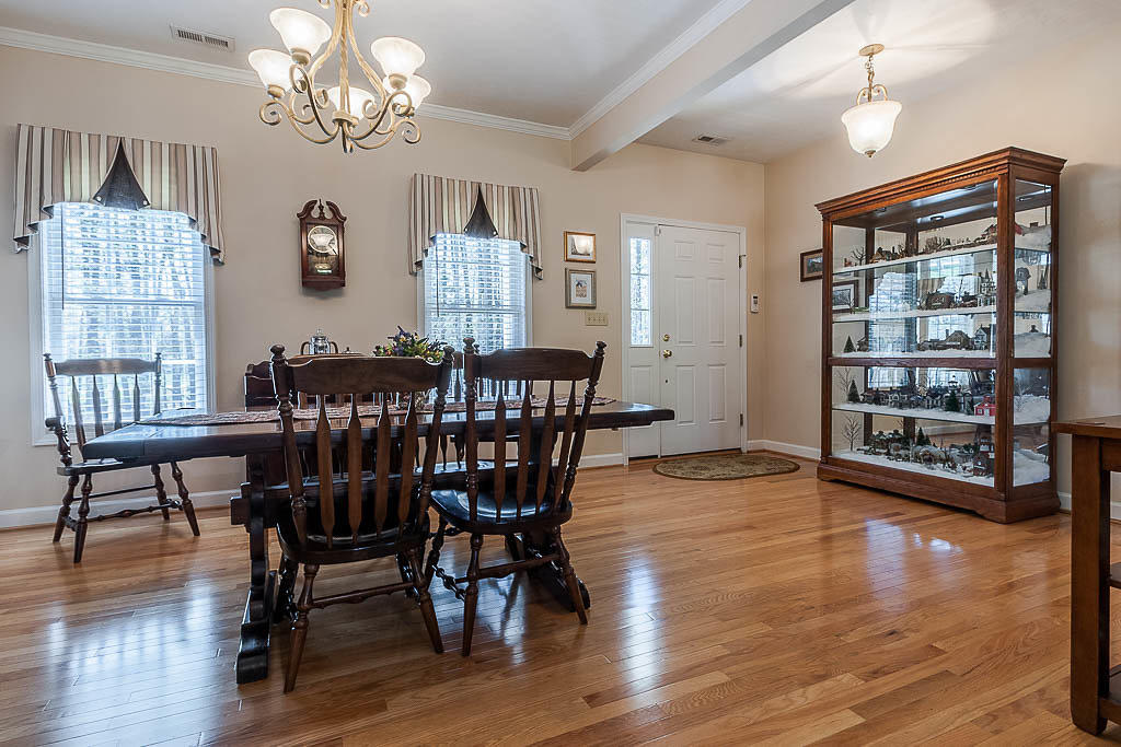 436 Quail Ridge Drive Fincastle, VA 24090 - Photo 17 of 46 DSC_0080-HDR