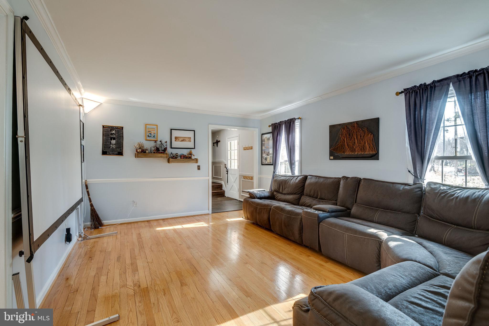 8108 Counselor Road Manassas, VA 20112 - Photo 7 of 44 Gallery Image 7