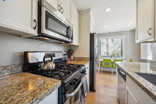 $849,000 | 5936 Broadway, Oakland, CA 94618