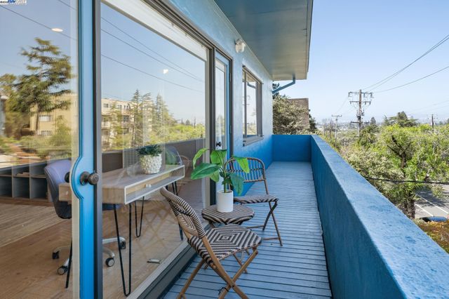 $849,000 | 5936 Broadway, Oakland, CA 94618