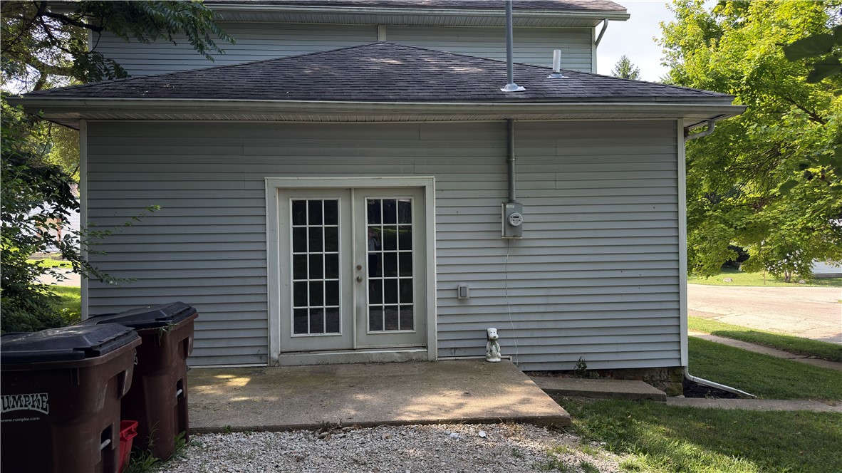230 West Decatur Street Eaton, OH 45320 - Photo 2 of 21