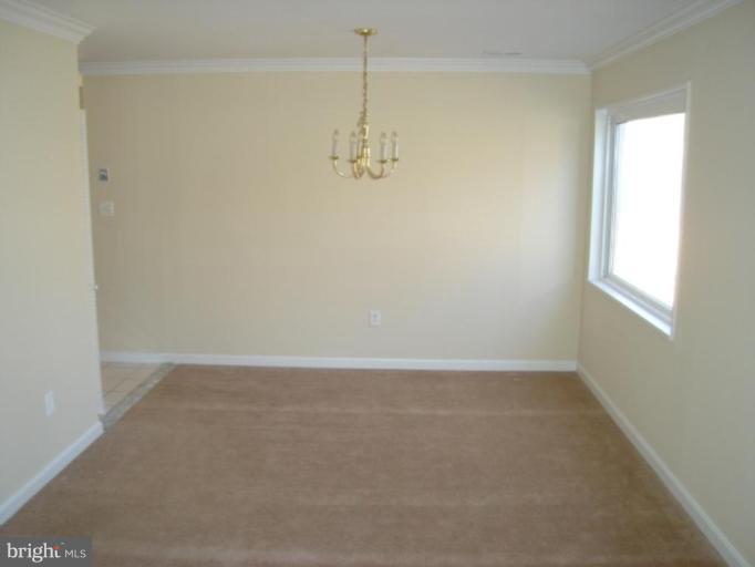 3912 Bryce Road Alexandria, VA 22312 - Photo 6 of 11 Dining Area