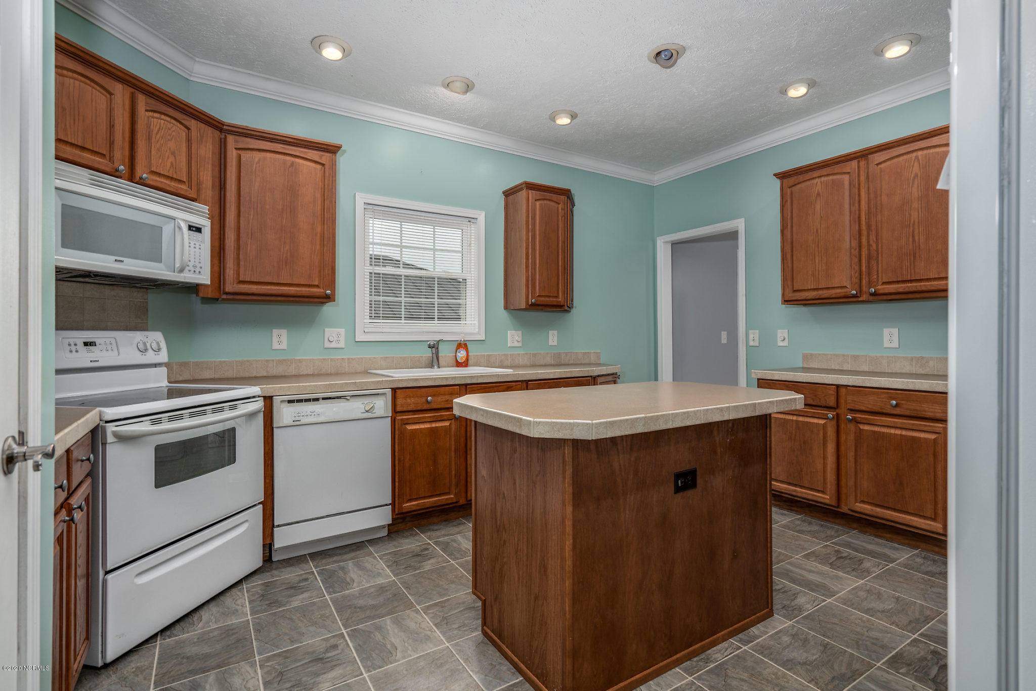 6648 Willing Worker Road Lucama, NC 27851 - Photo 8 of 32 Kitchen