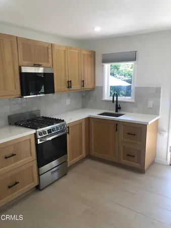 a close view of sink