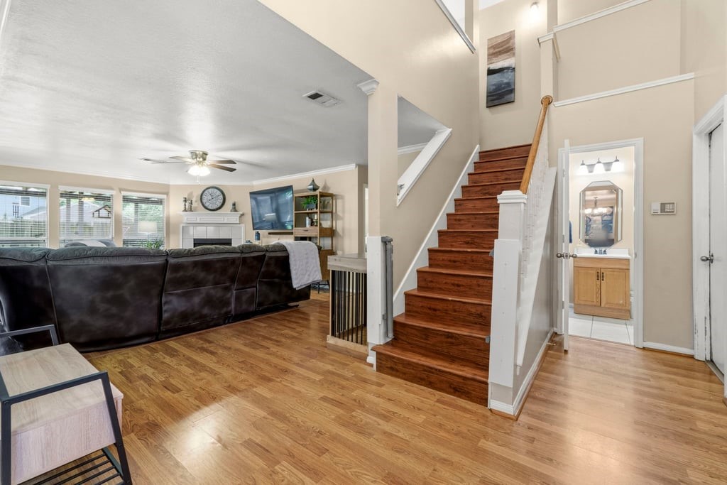 10718 Tryon Drive Houston, TX 77065 - Photo 5 of 42