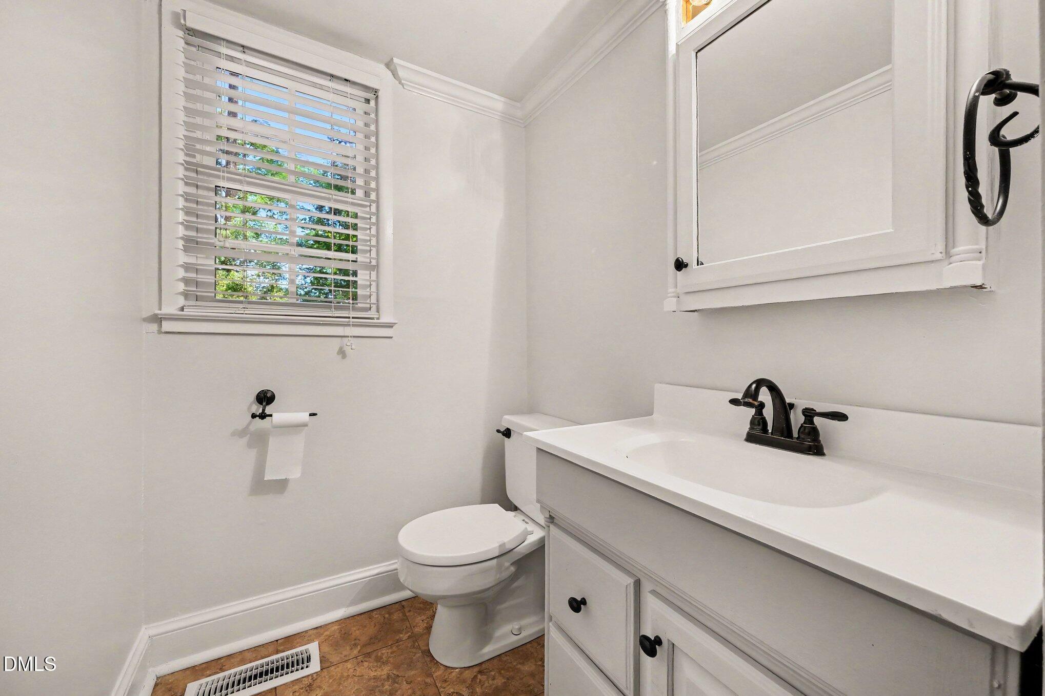 1321 Clermont Road Durham, NC 27713 - Photo 15 of 32 015_file_4548