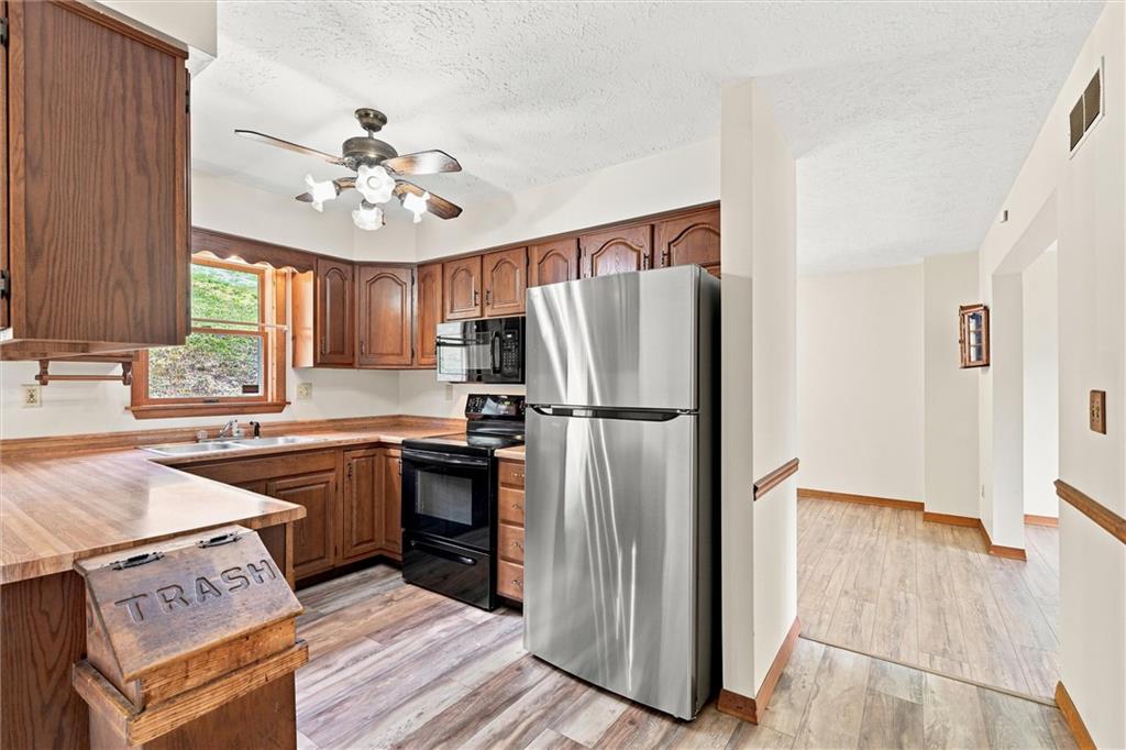 178 Cole Road New Castle, PA 16101 - Photo 9 of 31 Gallery Image 9