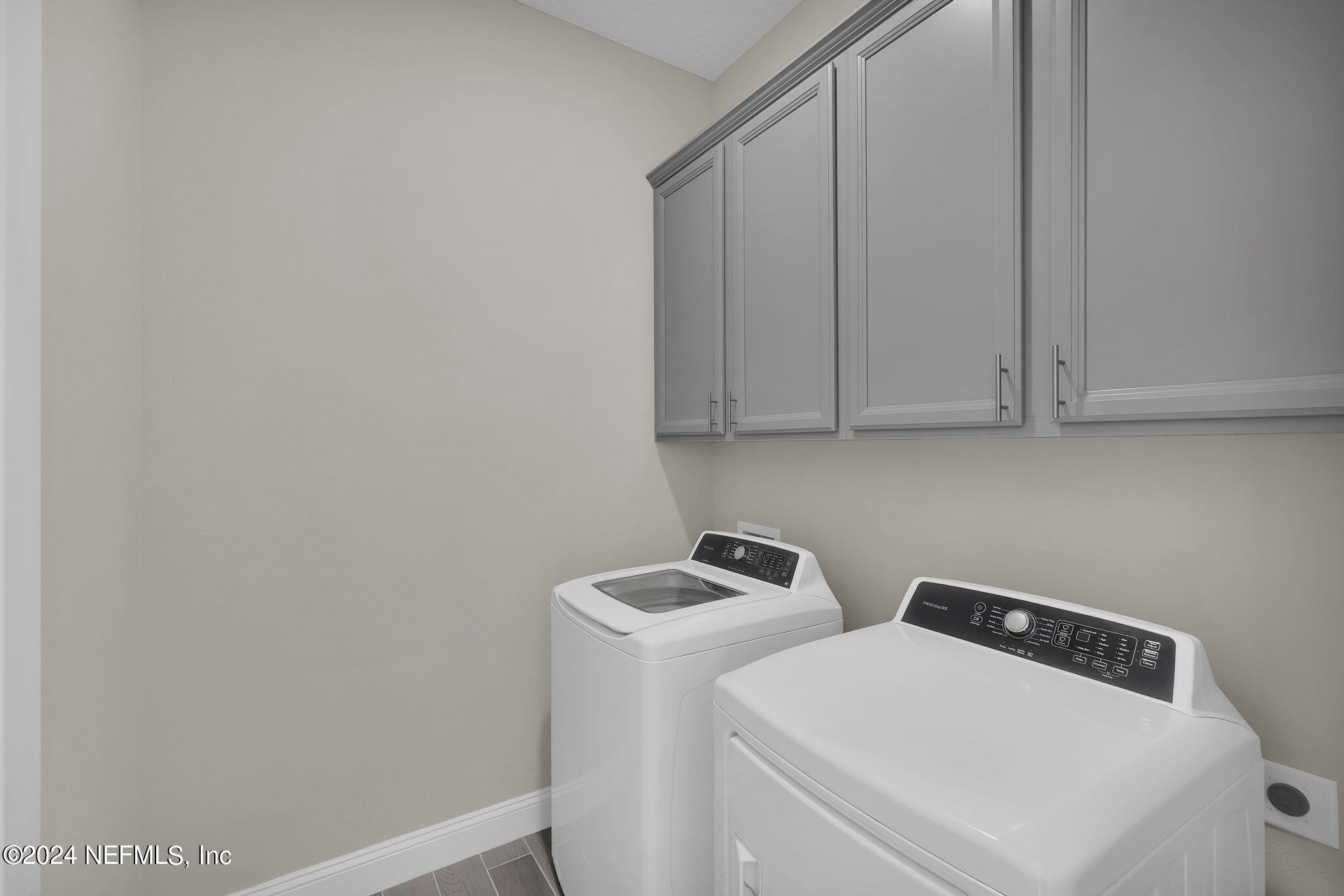 100 Calliel Way St. Johns, FL 32259 - Photo 25 of 50 a utility room with dryer and washer