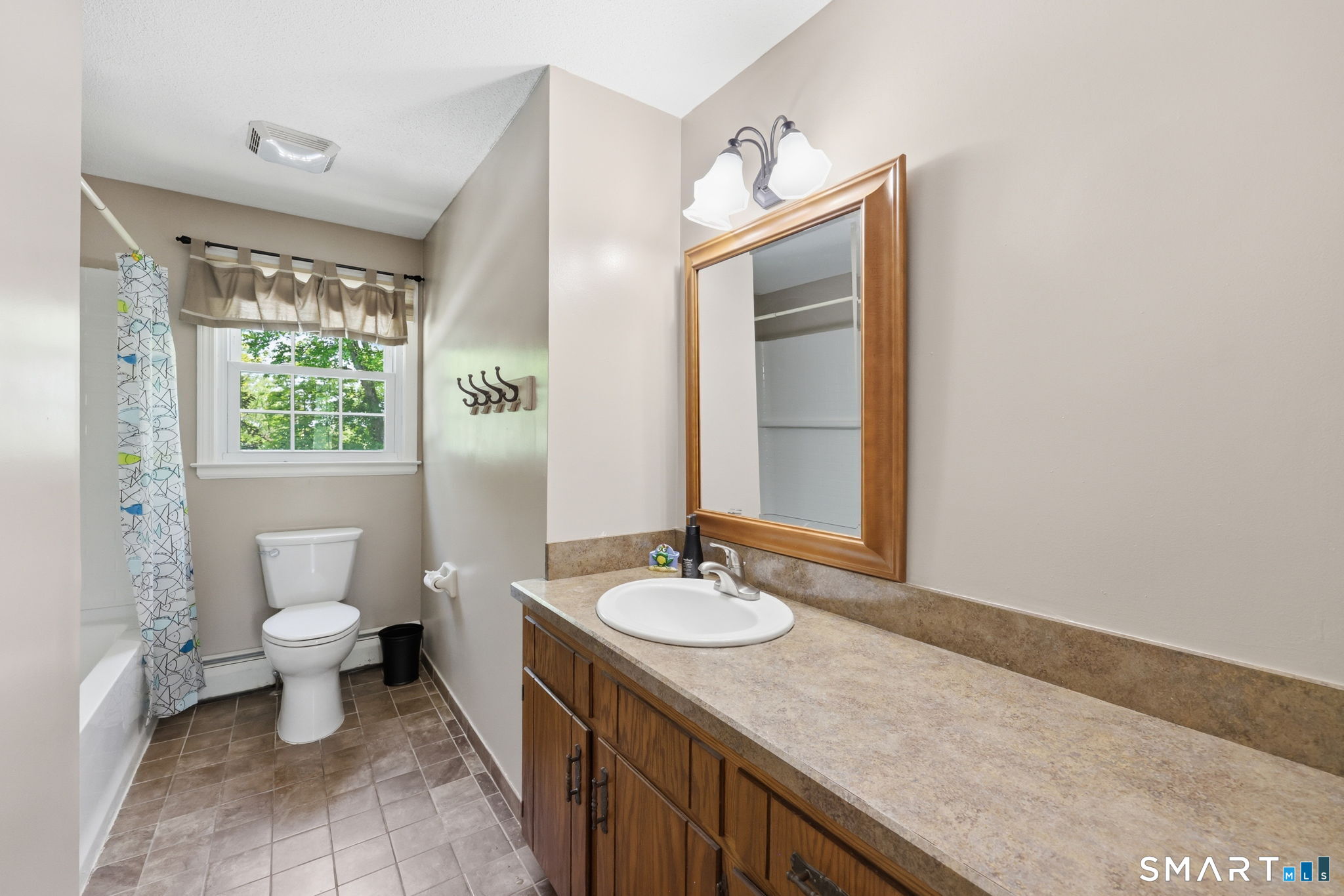 9 Jay Circle Windsor, CT 06095 - Photo 23 of 39