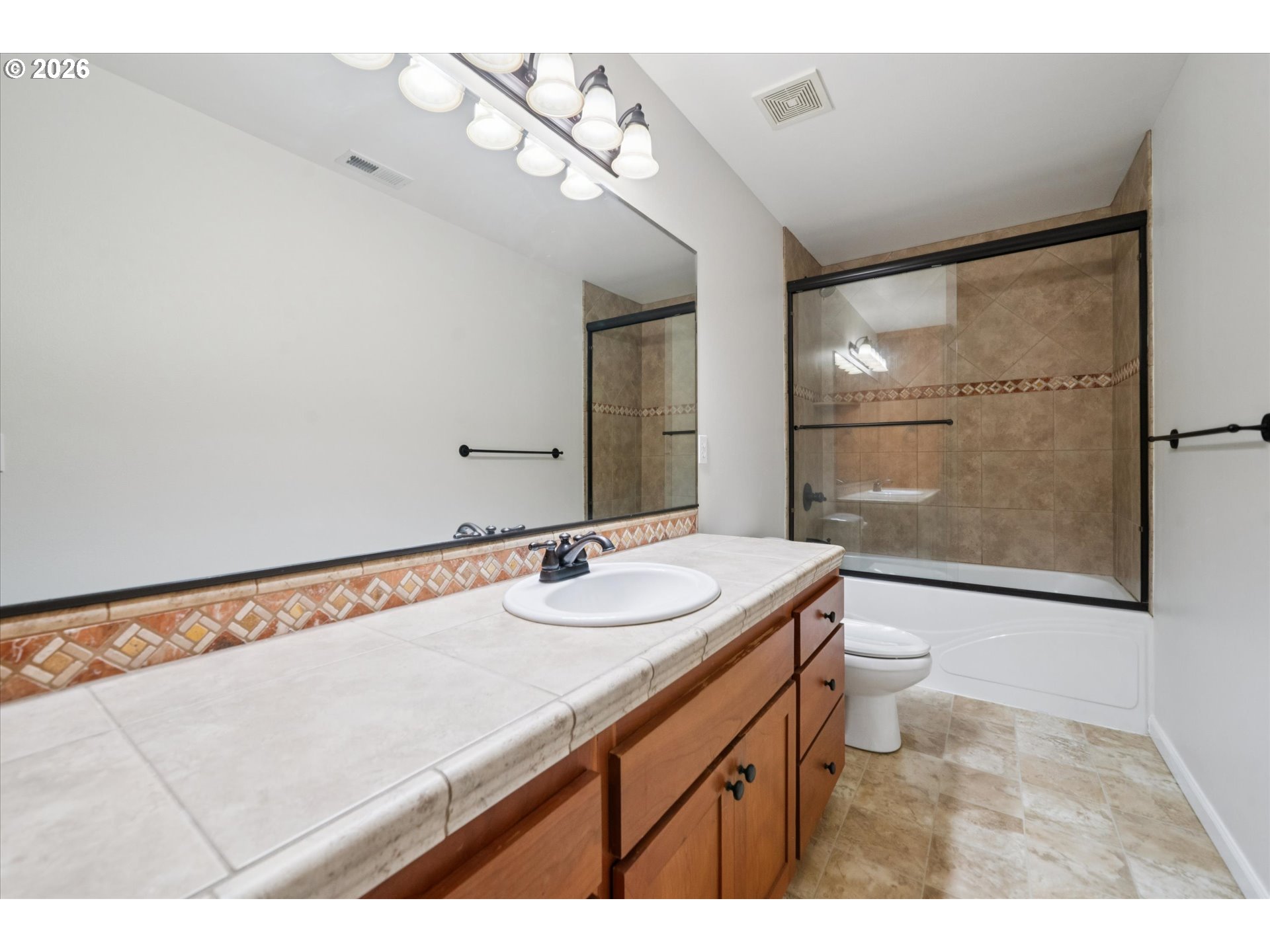 4434 Southwest Arnold Street Portland, OR 97219 - Photo 35 of 43 Gallery Image 35