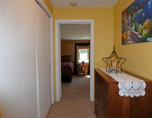 108 Corcoran Boulevard Springfield, MA 01118 - Photo 16 of 26 Gallery Image 16