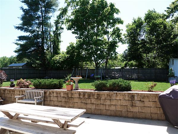 108 Corcoran Boulevard Springfield, MA 01118 - Photo 24 of 26 Gallery Image 24