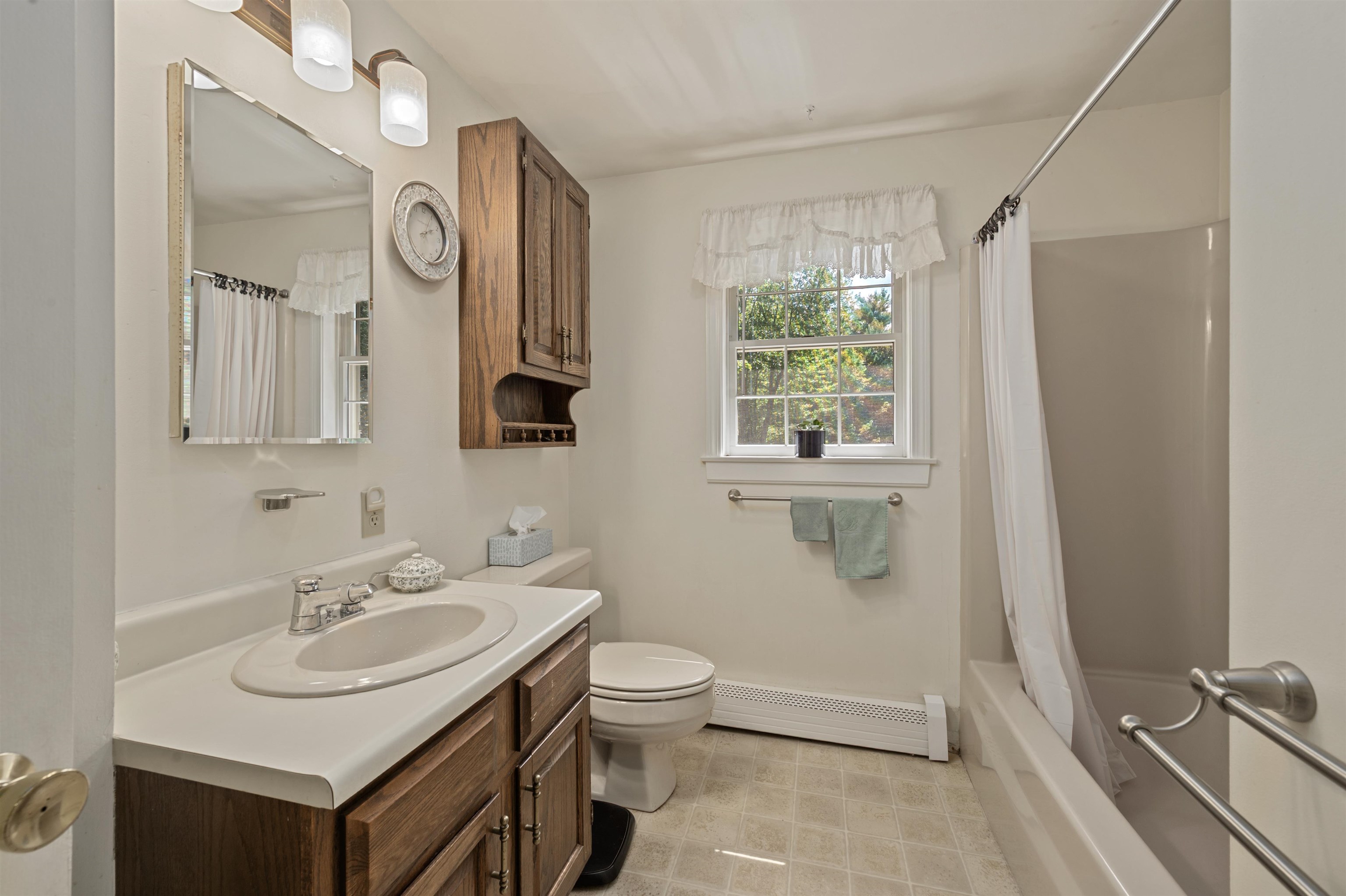 125 Pleasant Street Meredith, NH 03253 - Photo 28 of 40