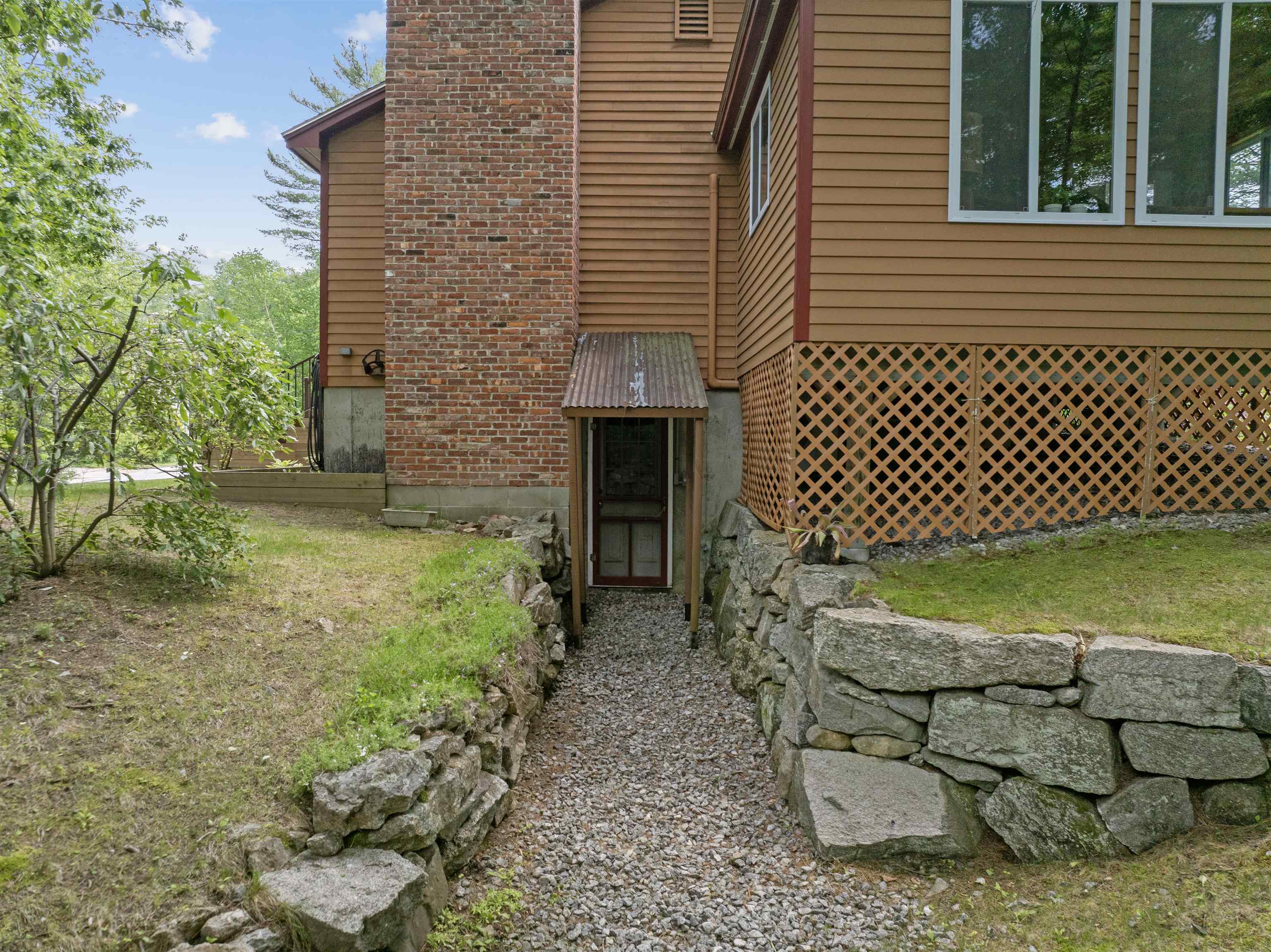 125 Pleasant Street Meredith, NH 03253 - Photo 30 of 40