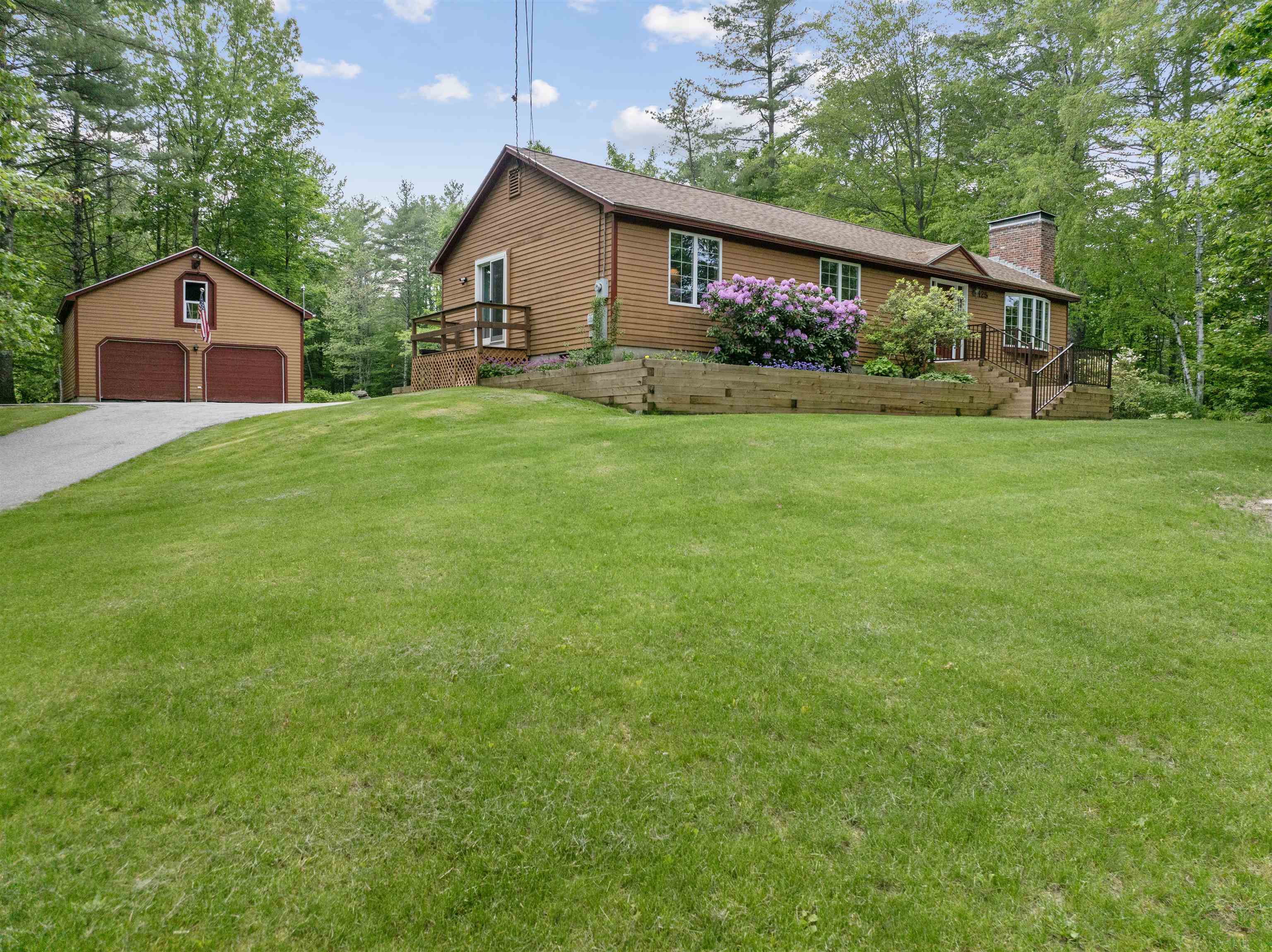 125 Pleasant Street Meredith, NH 03253 - Photo 34 of 40