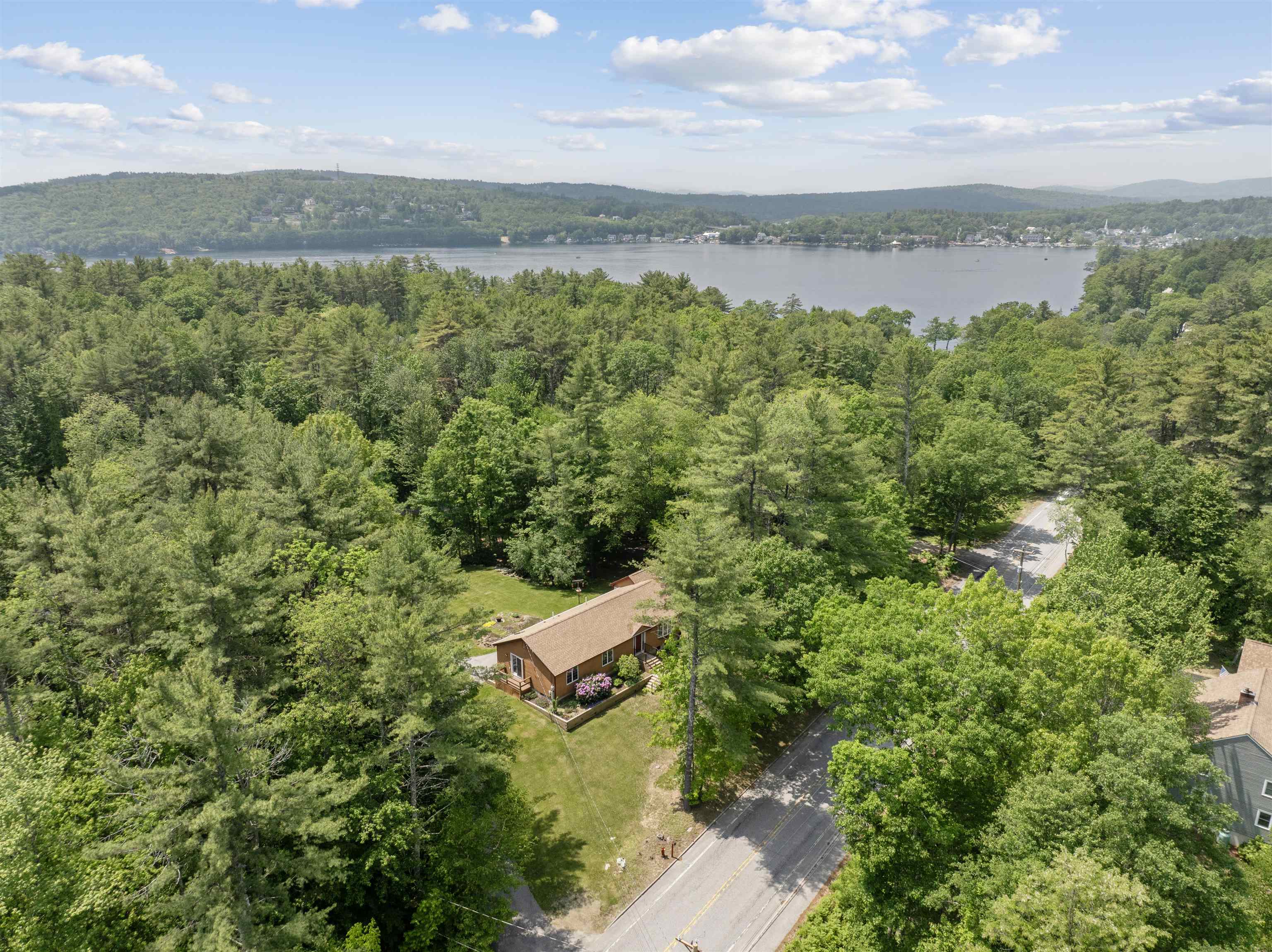 125 Pleasant Street Meredith, NH 03253 - Photo 38 of 40