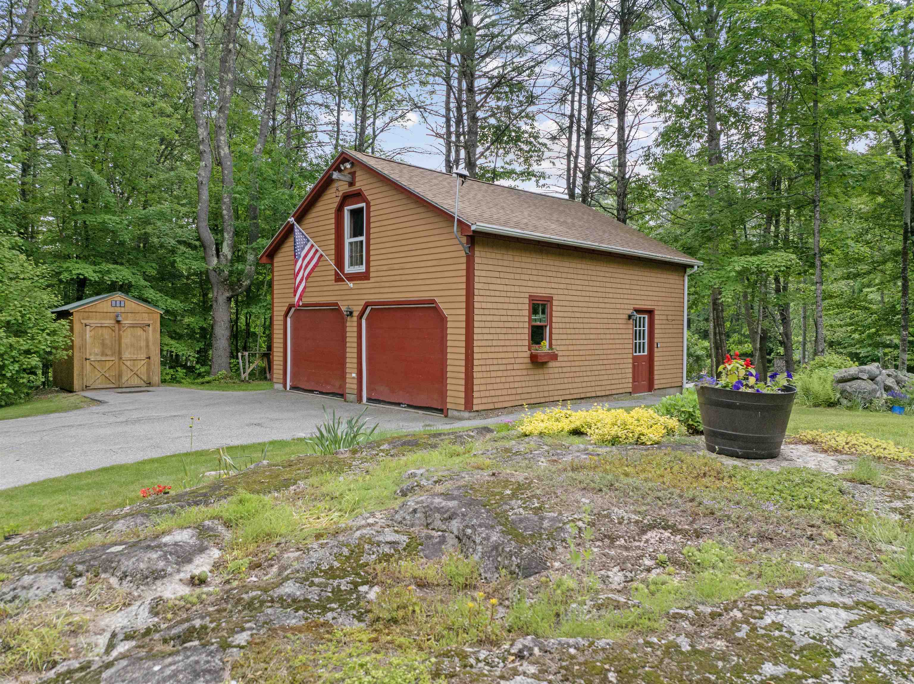 125 Pleasant Street Meredith, NH 03253 - Photo 10 of 40