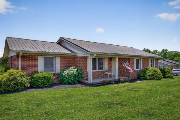 $260,000 | 229 Union Hill Road, McMinnville, TN 37110