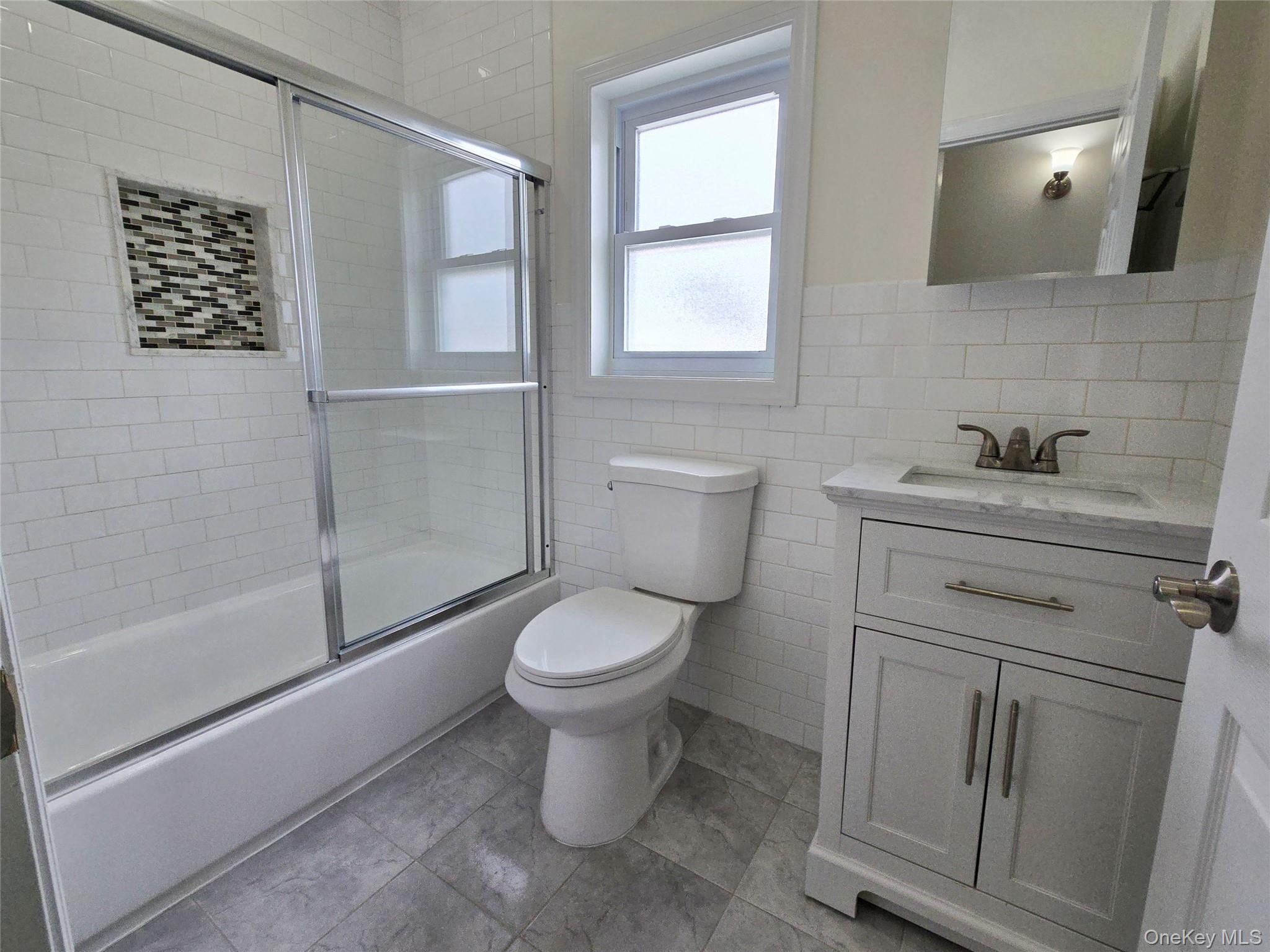 20 West 10th Road Queens, NY 11693 - Photo 20 of 22
