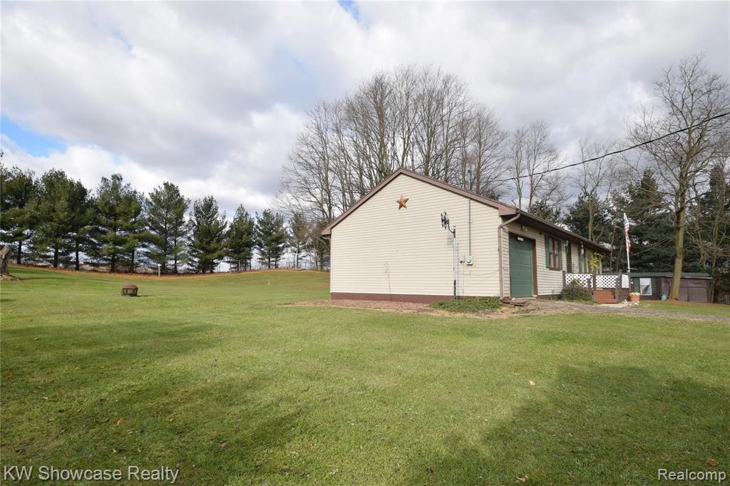 10320 Judd Road Fowlerville, MI 48836 - Photo 26 of 30