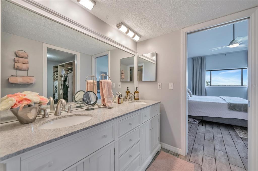 9604 Cortez Road West, Unit 334 Bradenton, FL 34210 - Photo 30 of 61