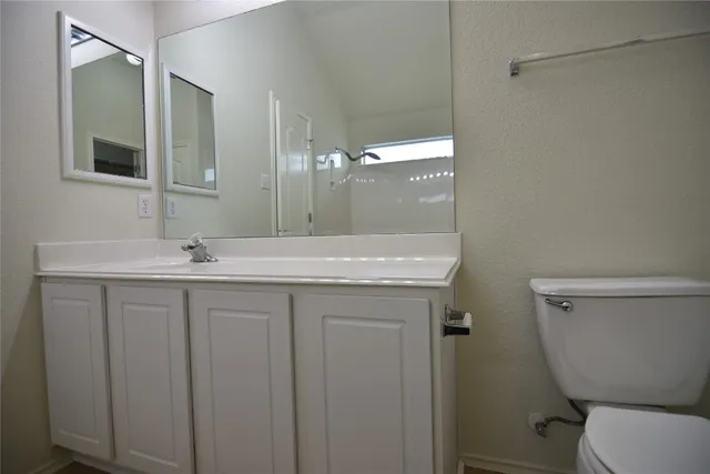 a close view of a bathtub in a bathroom