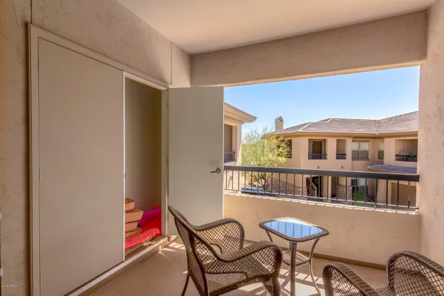 $3,600 | 33550 North Dove Lakes Drive, Unit 2042, Cave Creek, AZ 85331