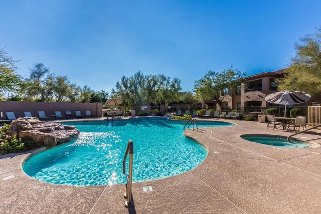 $3,600 | 33550 North Dove Lakes Drive, Unit 2042, Cave Creek, AZ 85331