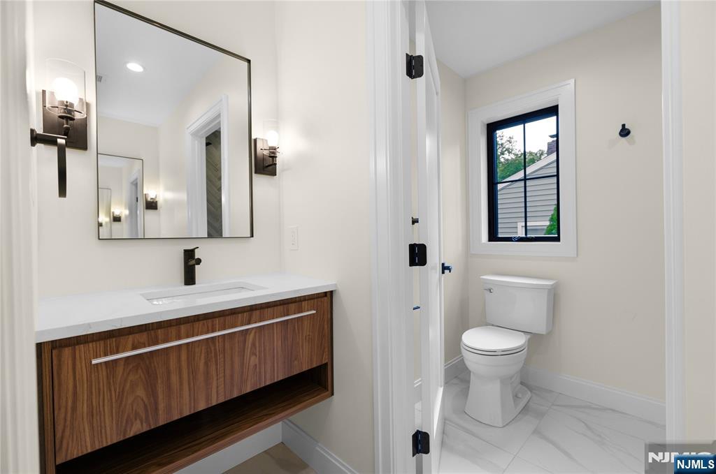 10 Radburn Road Glen Rock, NJ 07452 - Photo 28 of 38 Gallery Image 28