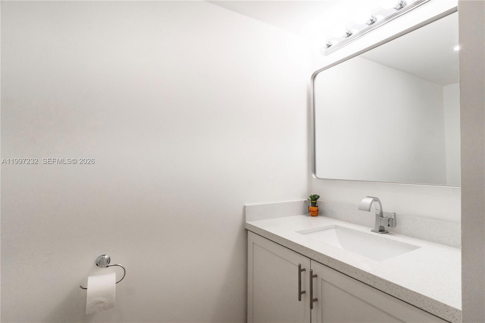 6724 Southwest 114th Place, Unit E Miami, FL 33173 - Photo 12 of 24