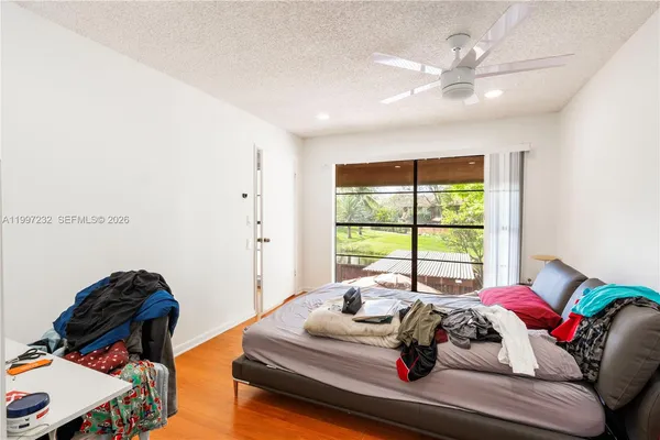 $365,000 | 6724 Southwest 114th Place, Unit E, Miami, FL 33173