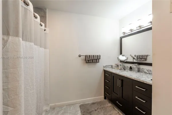 $365,000 | 6724 Southwest 114th Place, Unit E, Miami, FL 33173