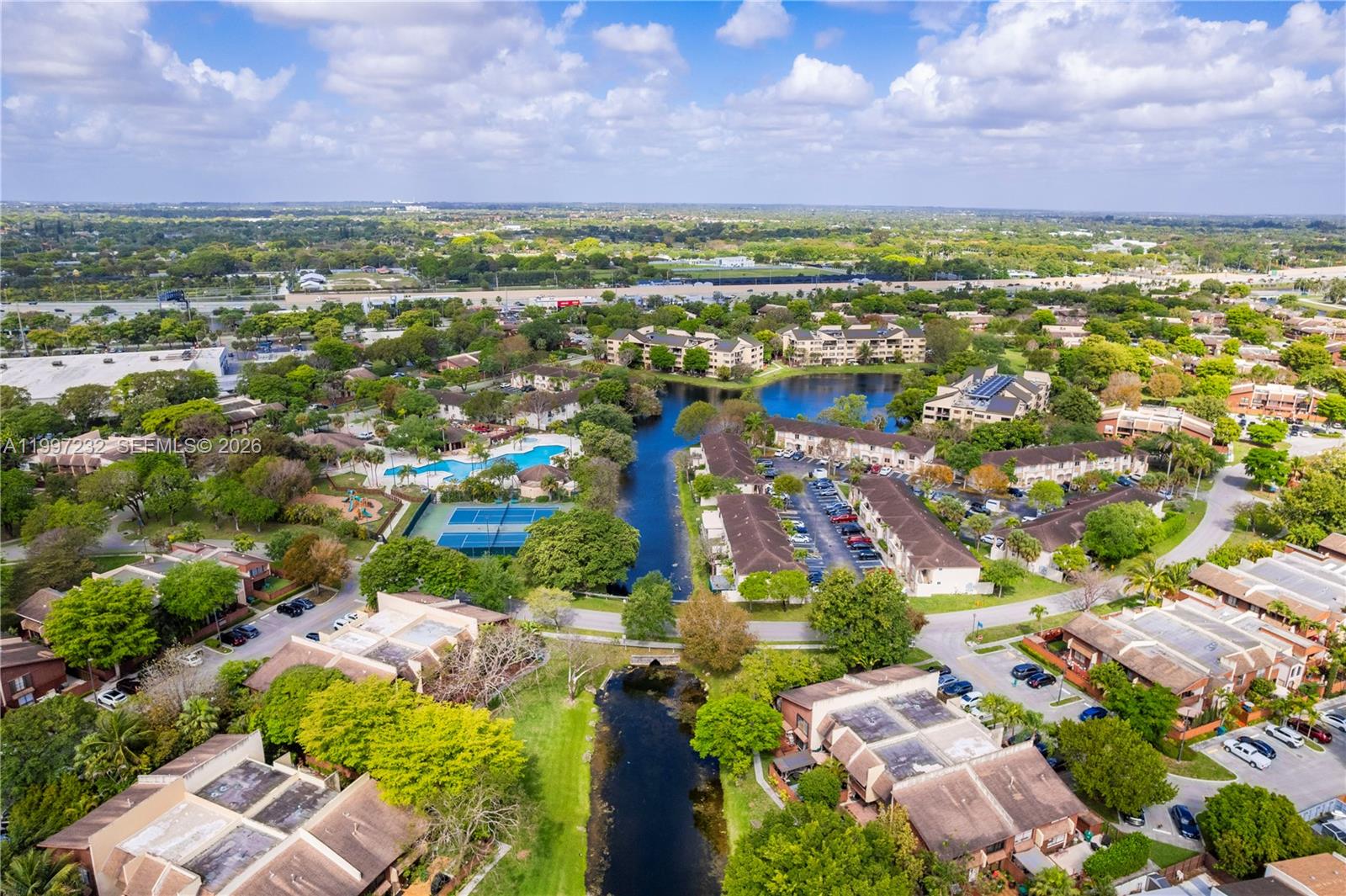 6724 Southwest 114th Place, Unit E Miami, FL 33173 - Photo 23 of 24