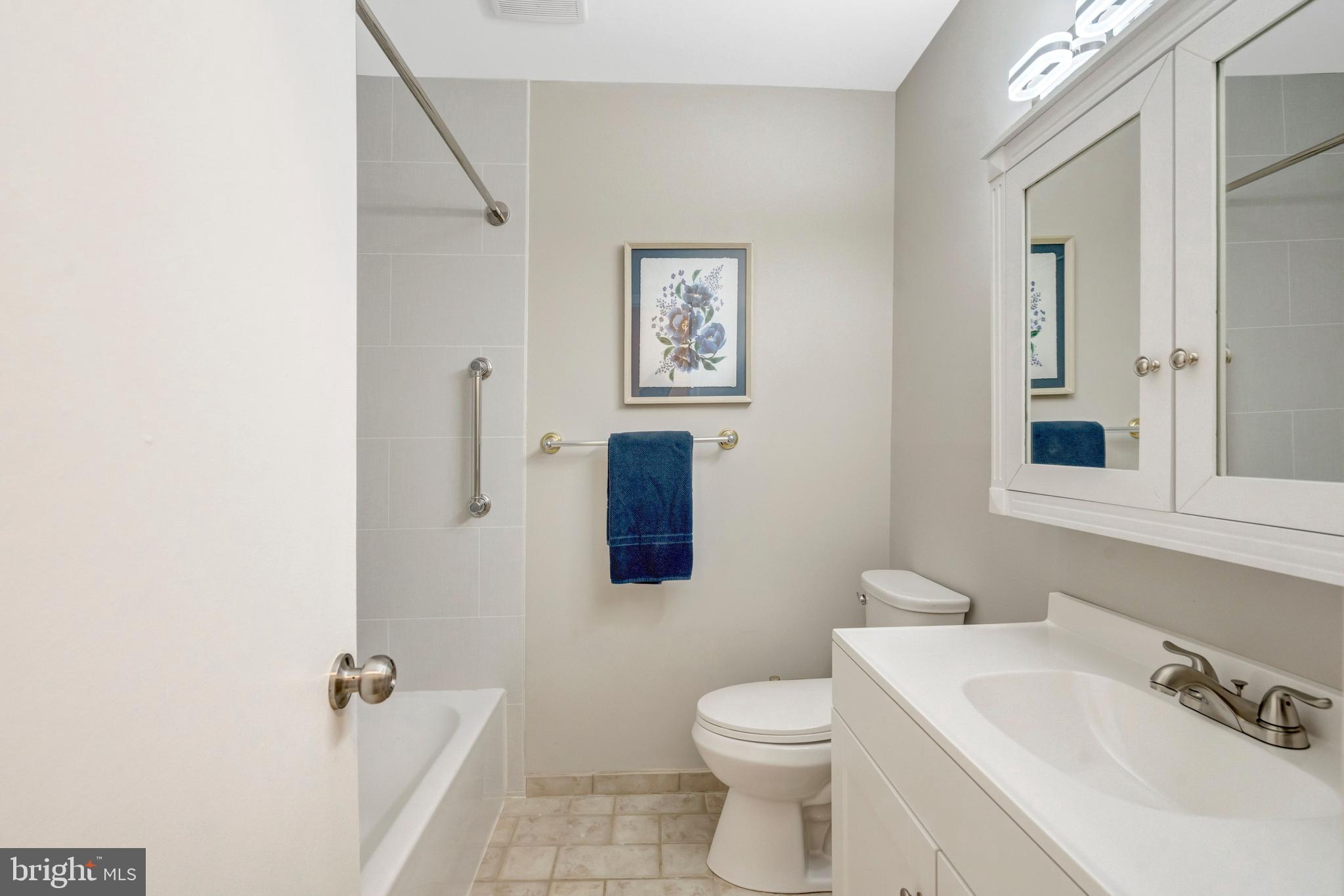 8909 Victoria Road Springfield, VA 22151 - Photo 17 of 41