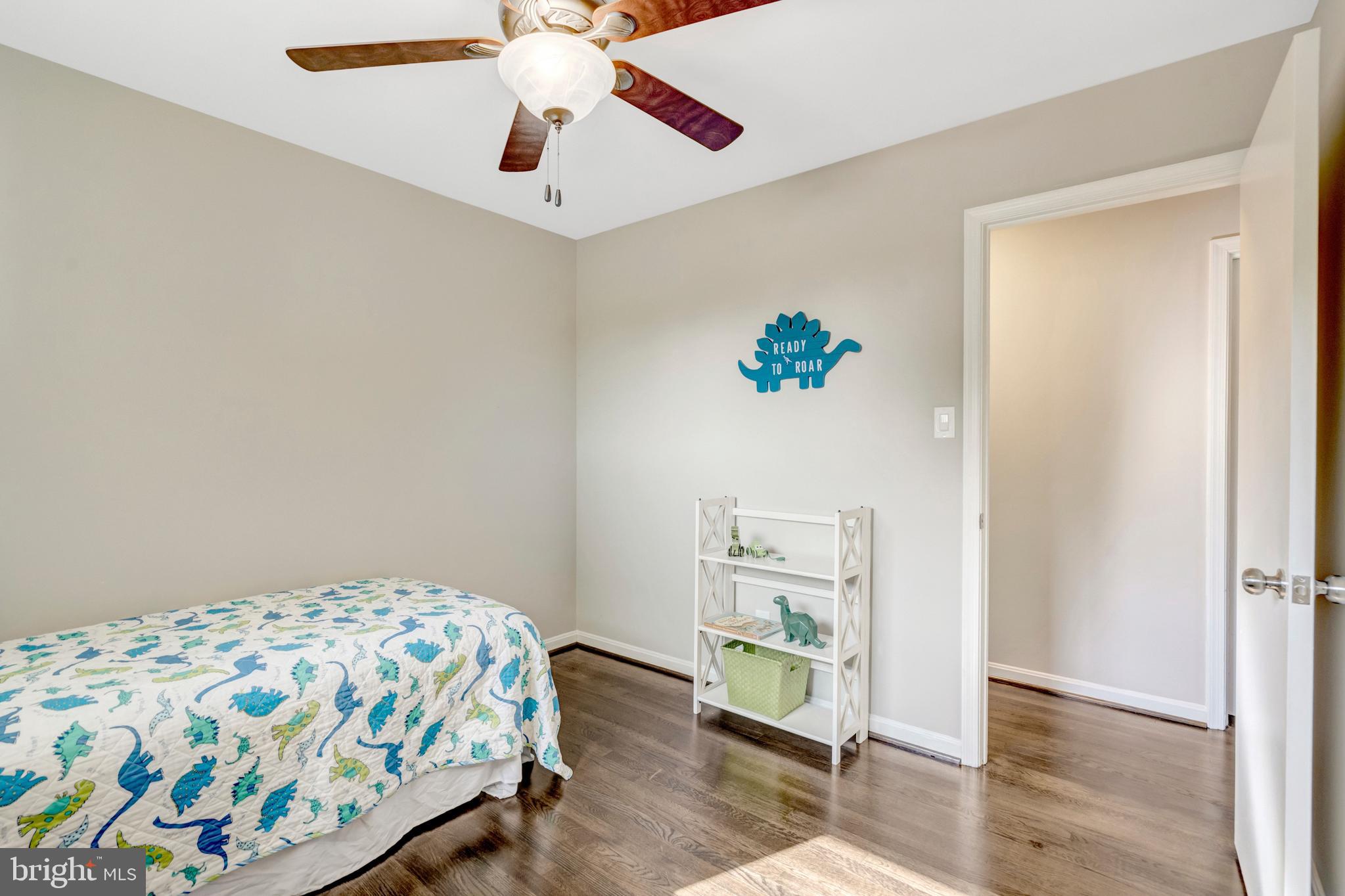8909 Victoria Road Springfield, VA 22151 - Photo 20 of 41