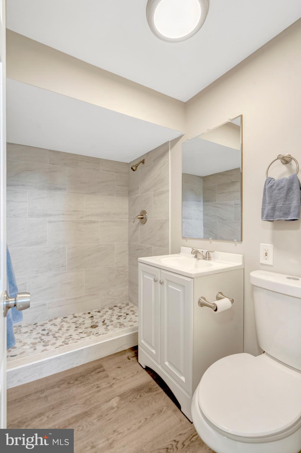 8909 Victoria Road Springfield, VA 22151 - Photo 35 of 41