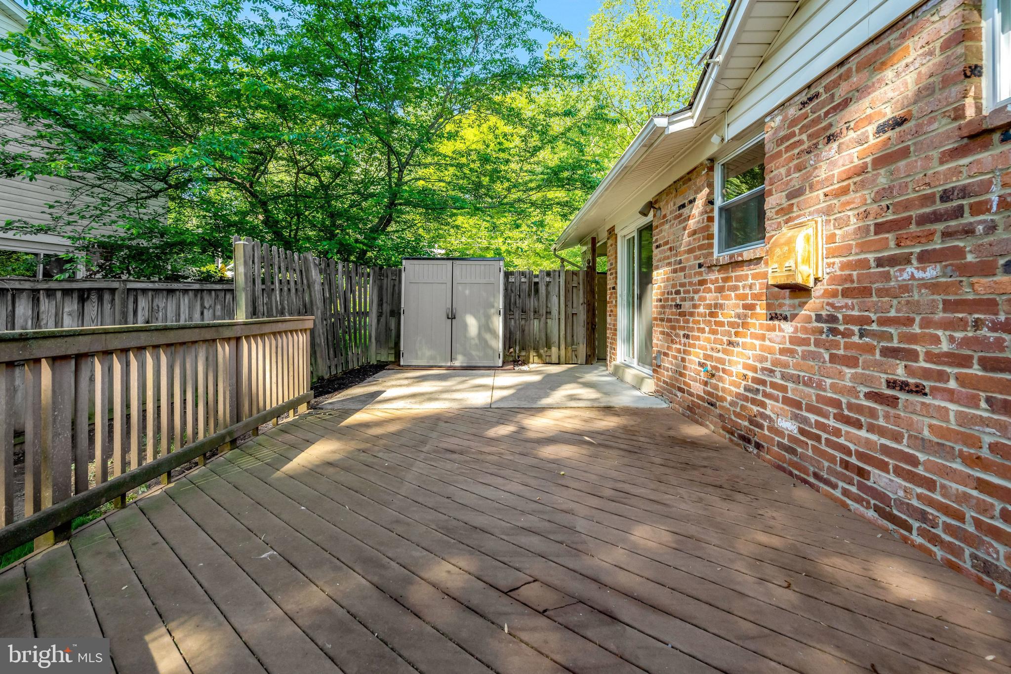 8909 Victoria Road Springfield, VA 22151 - Photo 38 of 41