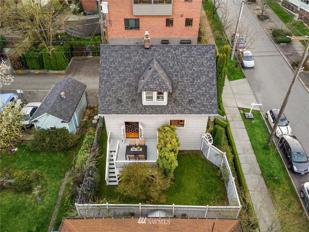 1815 East Roy Street Seattle, WA 98112 - Photo 14 of 25