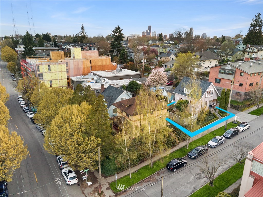 1815 East Roy Street Seattle, WA 98112 - Photo 19 of 25