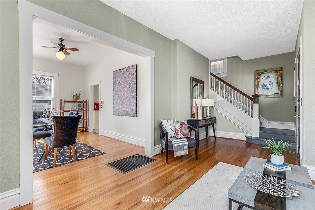 1815 East Roy Street Seattle, WA 98112 - Photo 3 of 25